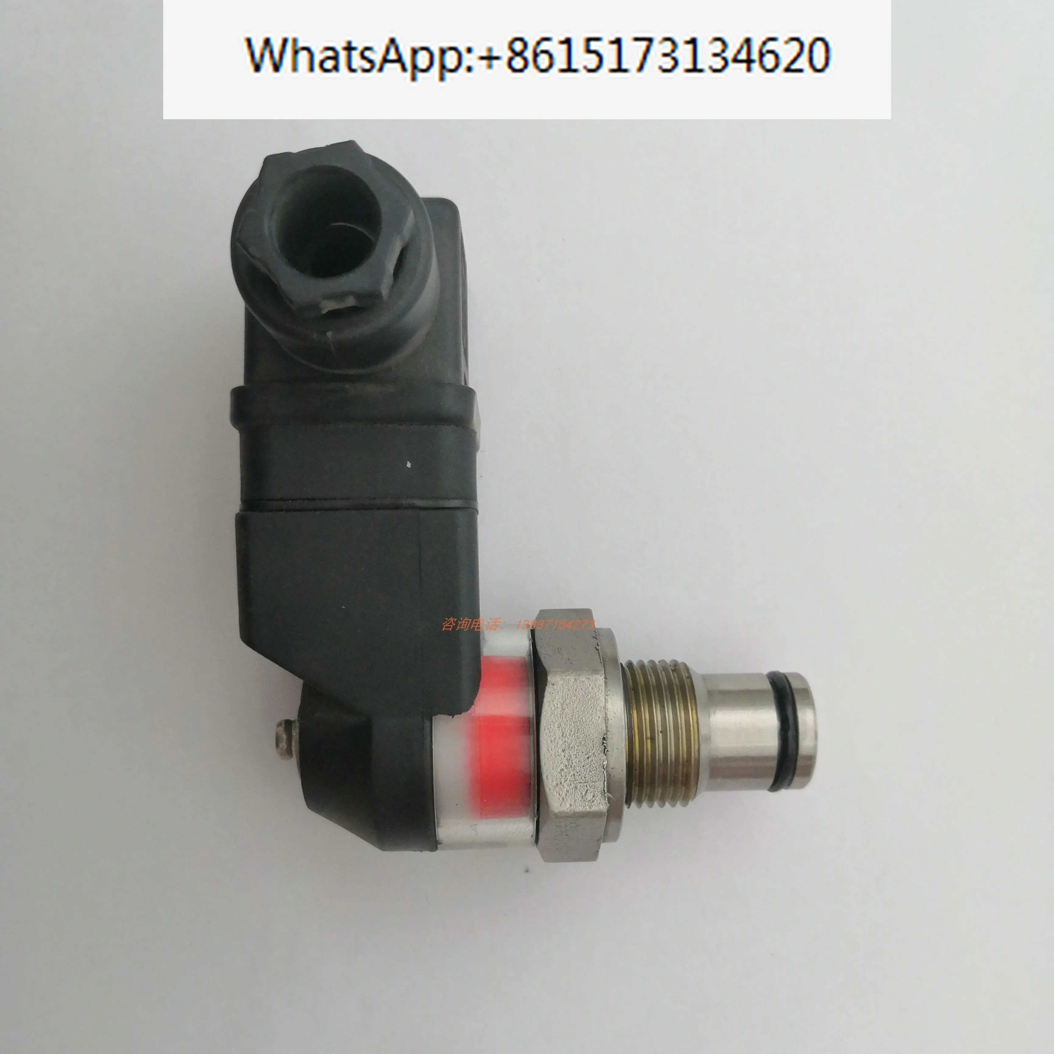 

Fuda Kangkoer screw air compressor oil filter differential pressure switch transmitter 2205260641