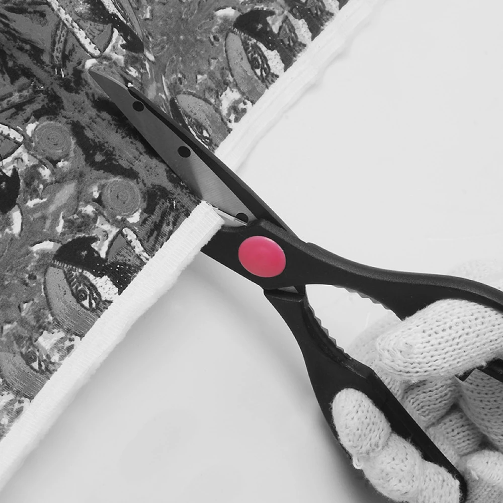 مجموعة أدوات منزلية تتضمن كماشة ومفاتيح مقبس ومجموعة كاملة من صناديق أدوات الصيانة اليومية