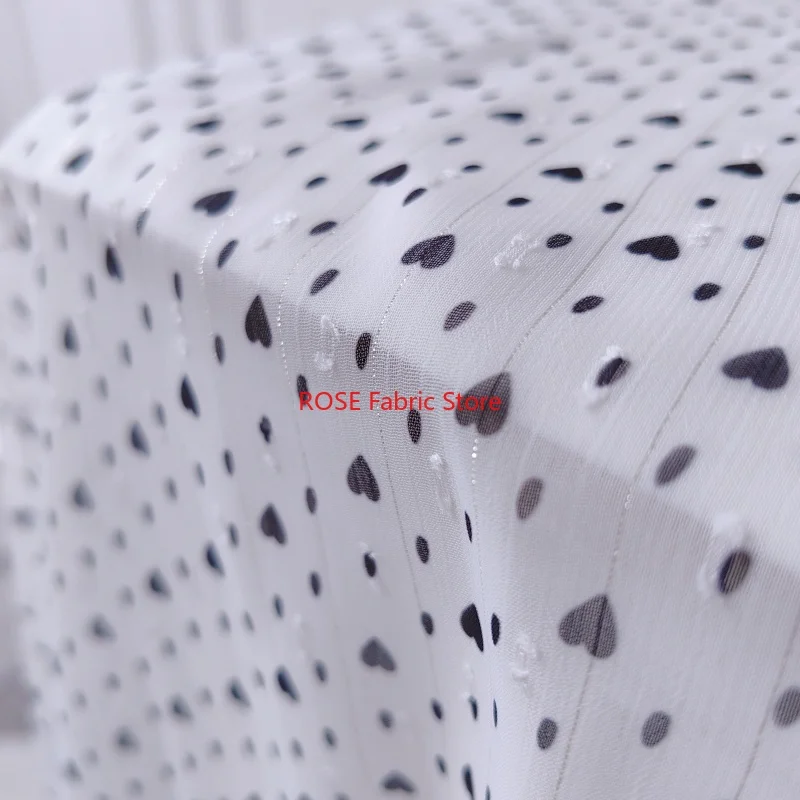 Tessuto chiffon con stampa a cuore adorabile di alta qualità per abito da ragazza, camicia, abito da sposa, camicetta, abito da sposa