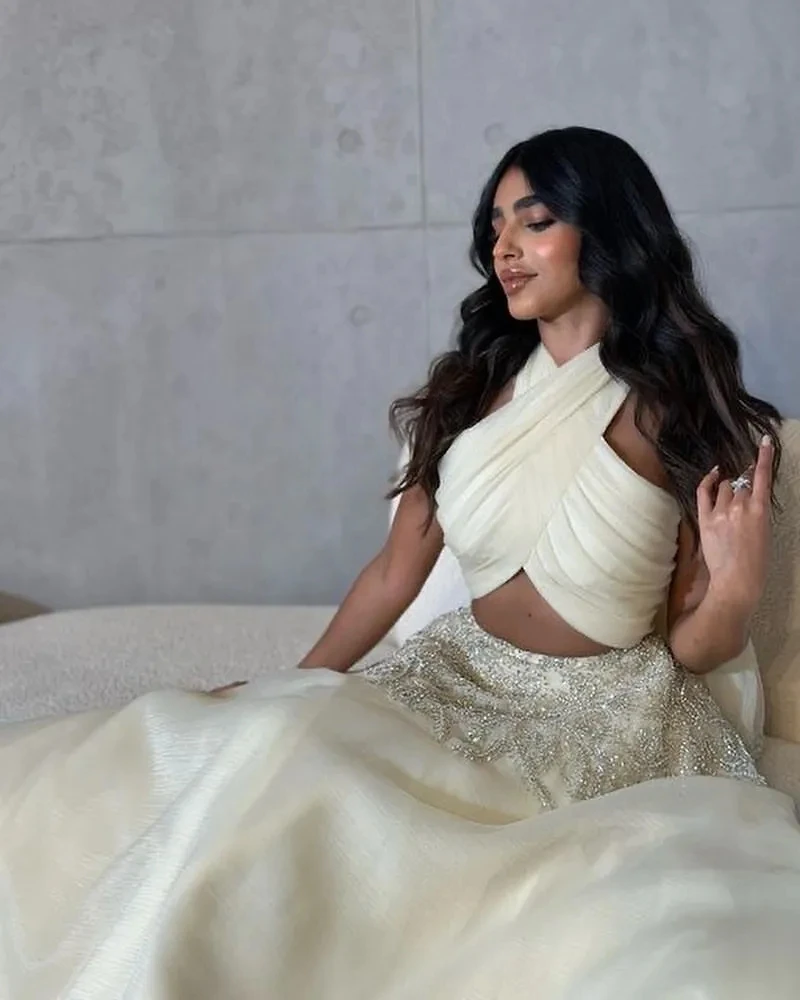 

Customized Saudi Arabian Ball Dress Formal Occasion Evening Gown Yellow Sexy Halter Beaded Floor-length Backless Party Dresses