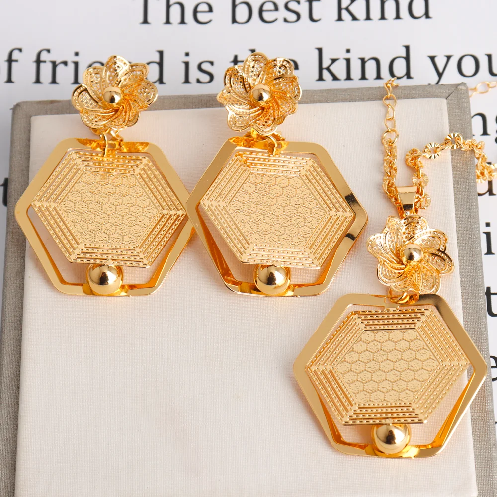 

African Gold Color Women Necklace and Earrings Trend Dubai Flower Hollow Out Jewelry Set Gift For Party Wedding Daily Accessorie