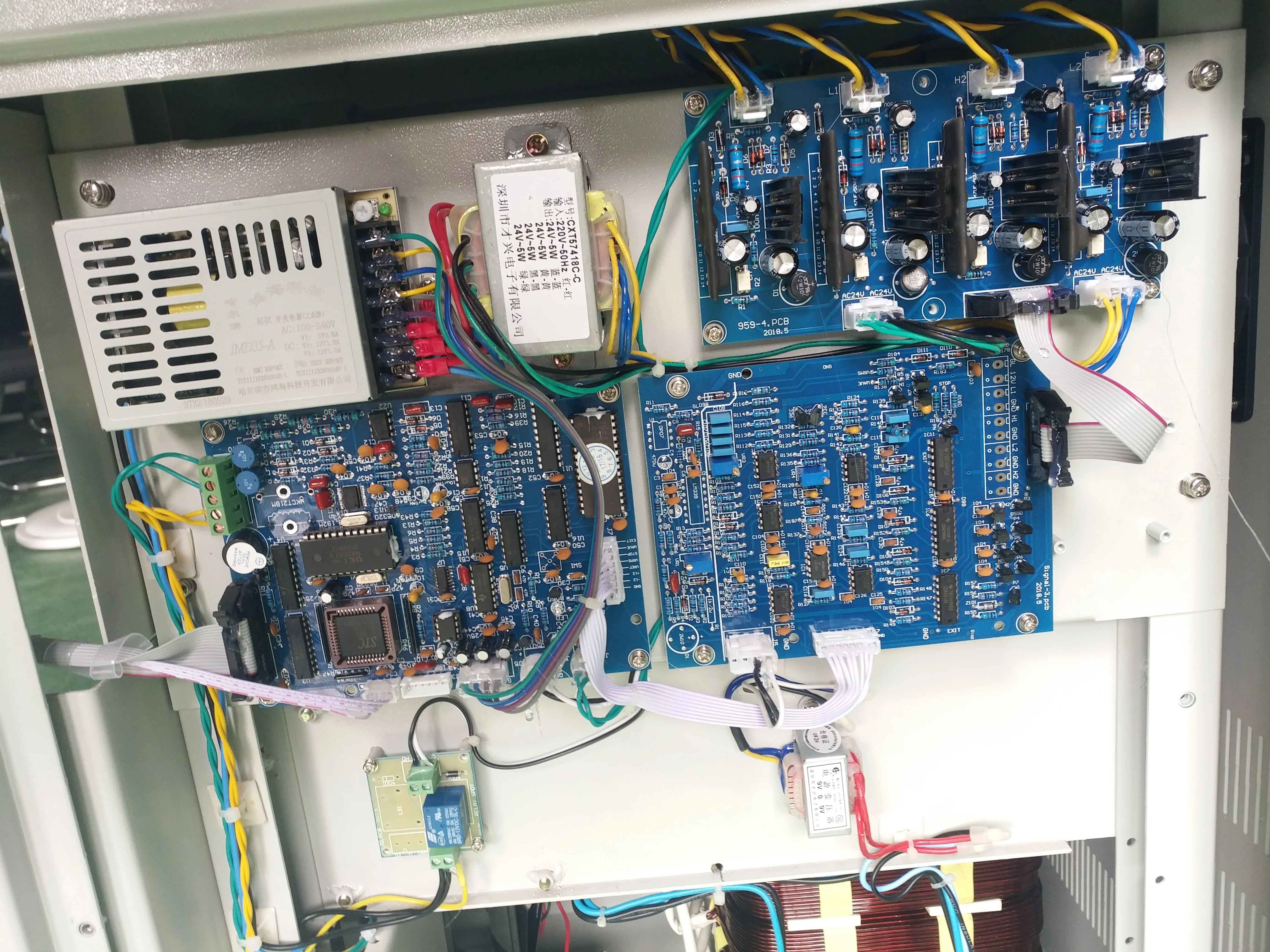 AC Power Quelle PA9520 0-300V 0-2KW einphasig drei phase Programm Steuerung Variable Frequenz AC Netzteil