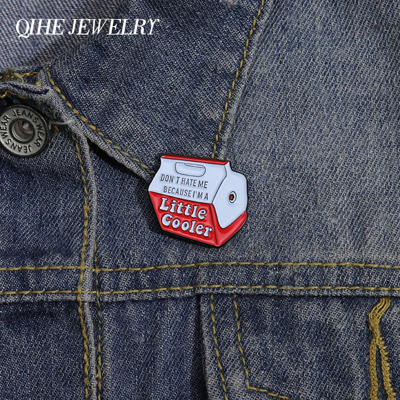 Kleine kühlere Emaille Pin Frauen benutzer definierte Brosche Tasche niedlichen lustigen Cartoon Abzeichen Metall Revers Hut Persönlichkeit Schmuck Geschenk zubehör