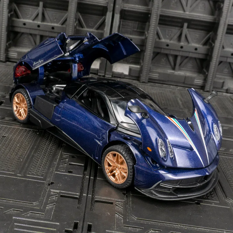 

1:32 Pagani Huayra, модель суперкара из сплава, коллекция украшений автомобиля, двери можно открыть для детских игрушек