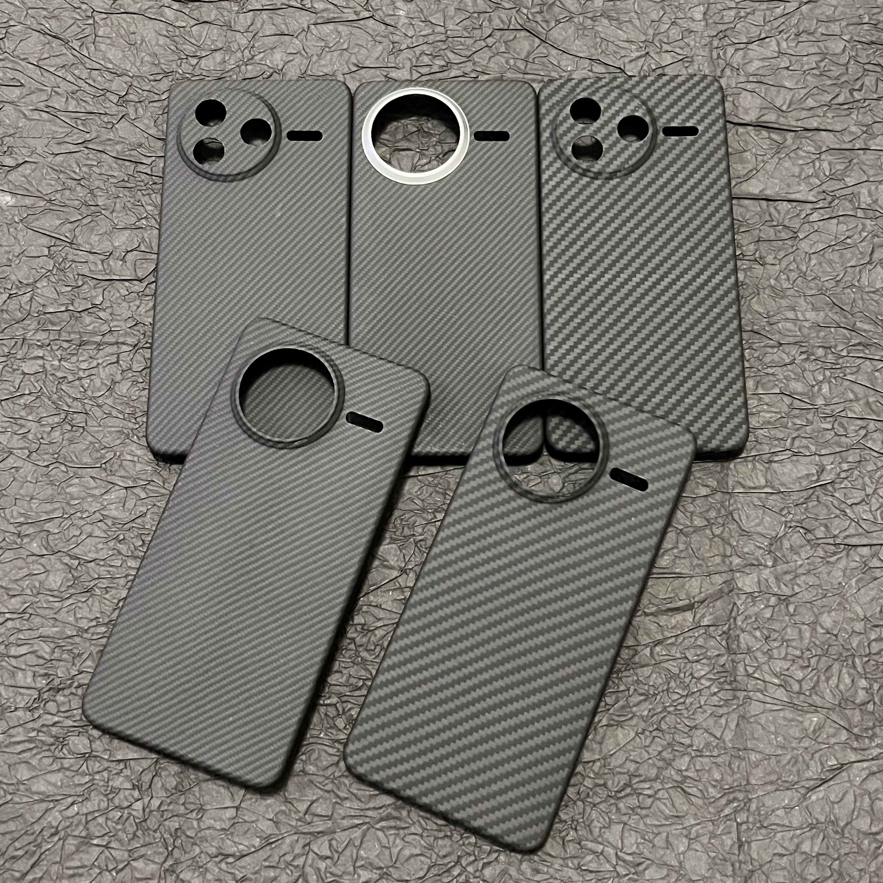 

Кевларовый чехол для телефона, подходящий для POCO F7, легкий и простой защитный чехол с магнитной присоской из ультра арамидного волокна