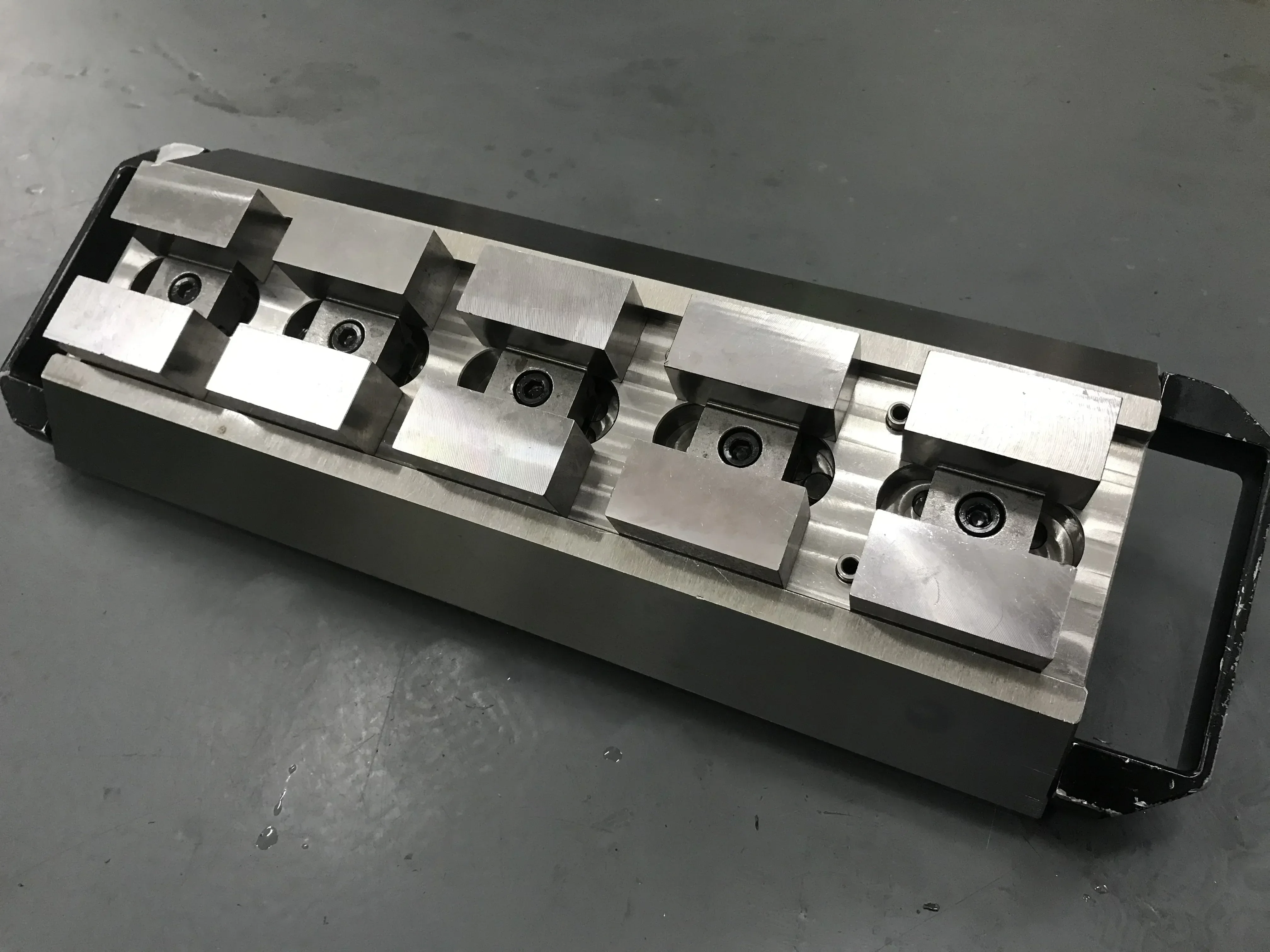 OK Vise CNC Batch Product Processing OK Precision Fixture Multi Station Fixed Small Inner Support Clamping Block