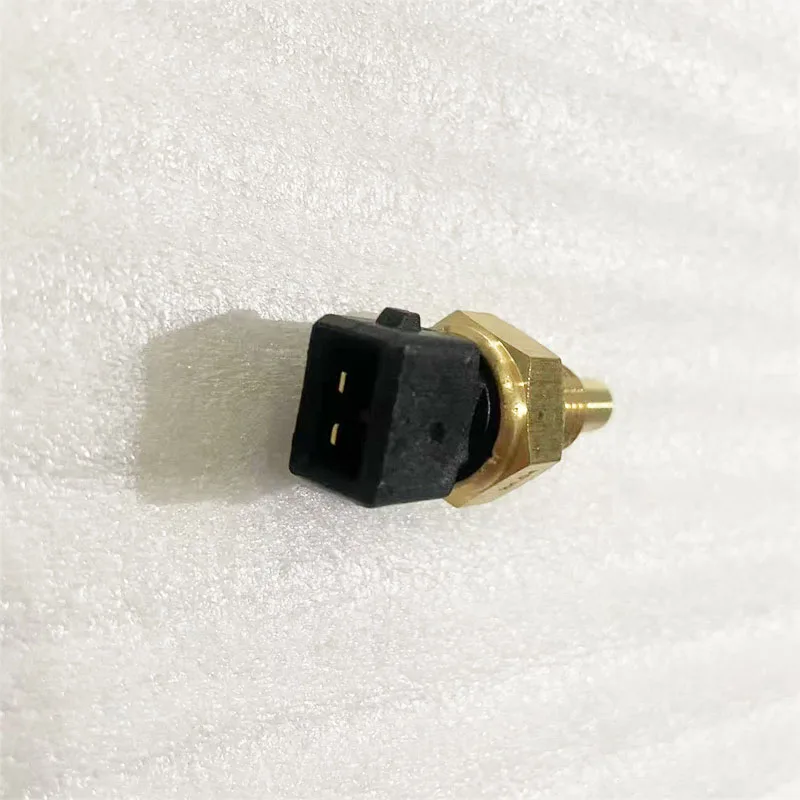 SENSOR de temperatura del agua del refrigerante del motor para BENELLI Benelli TNT899 TNT1130 TRE 899 1130 K 1130K CAFE RACER QJMotor SFA 600 1000