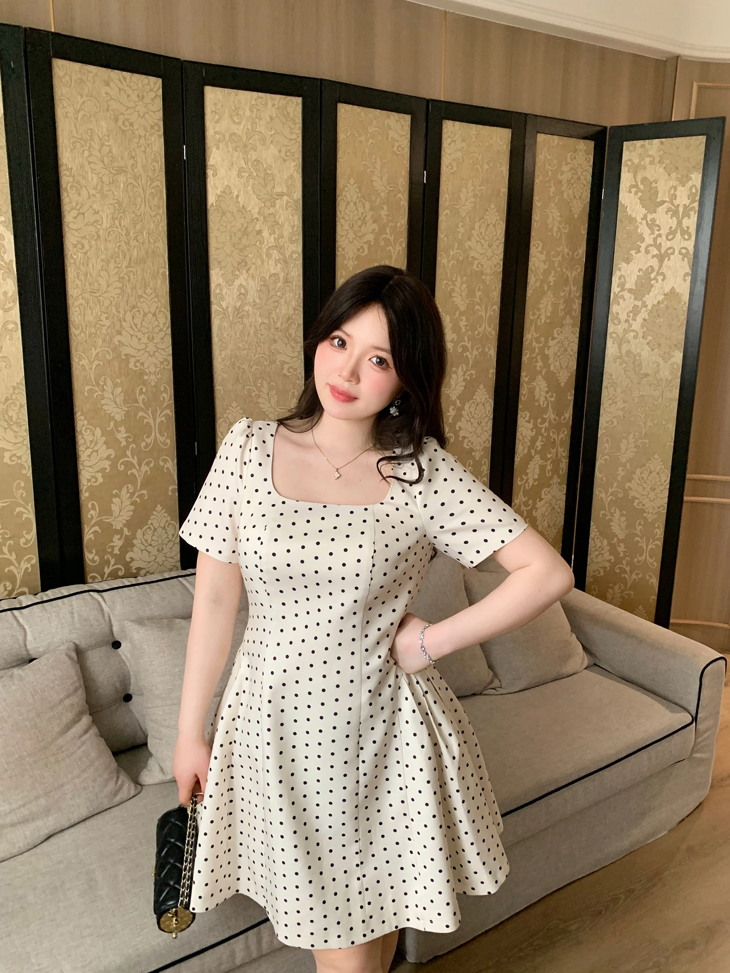 

Женское платье больших размеров MB в горошек, А-силуэт, с квадратным вырезом, летнее, новинка, во французском стиле, с ручной плиссировкой, с завышенной талией