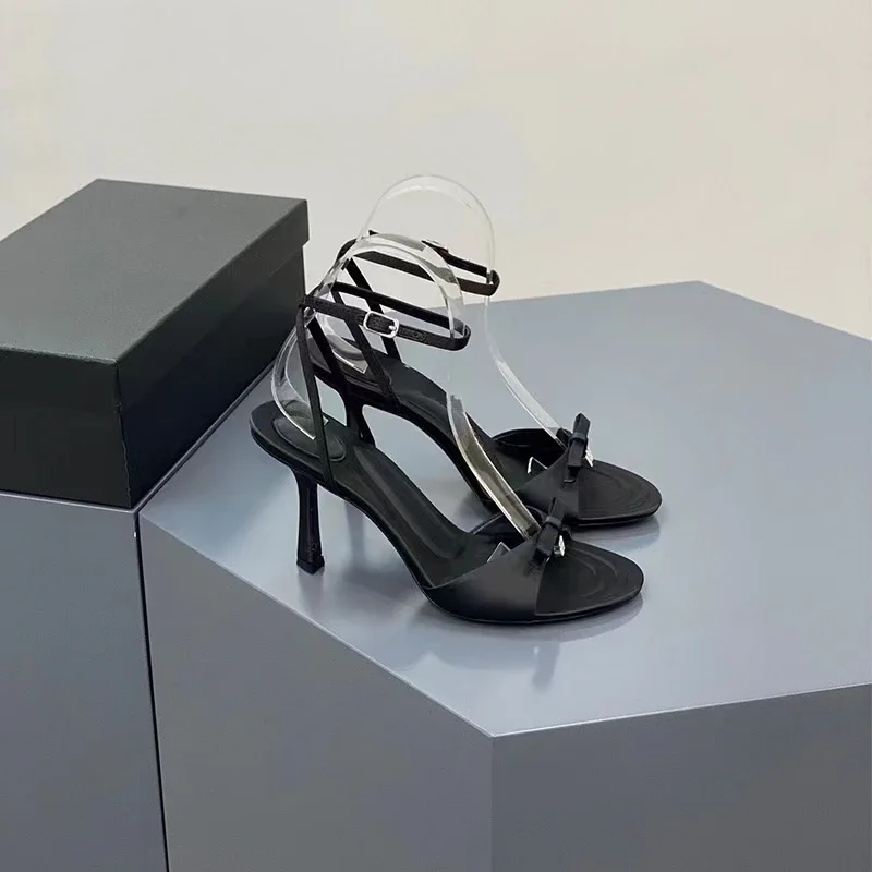 black7cm