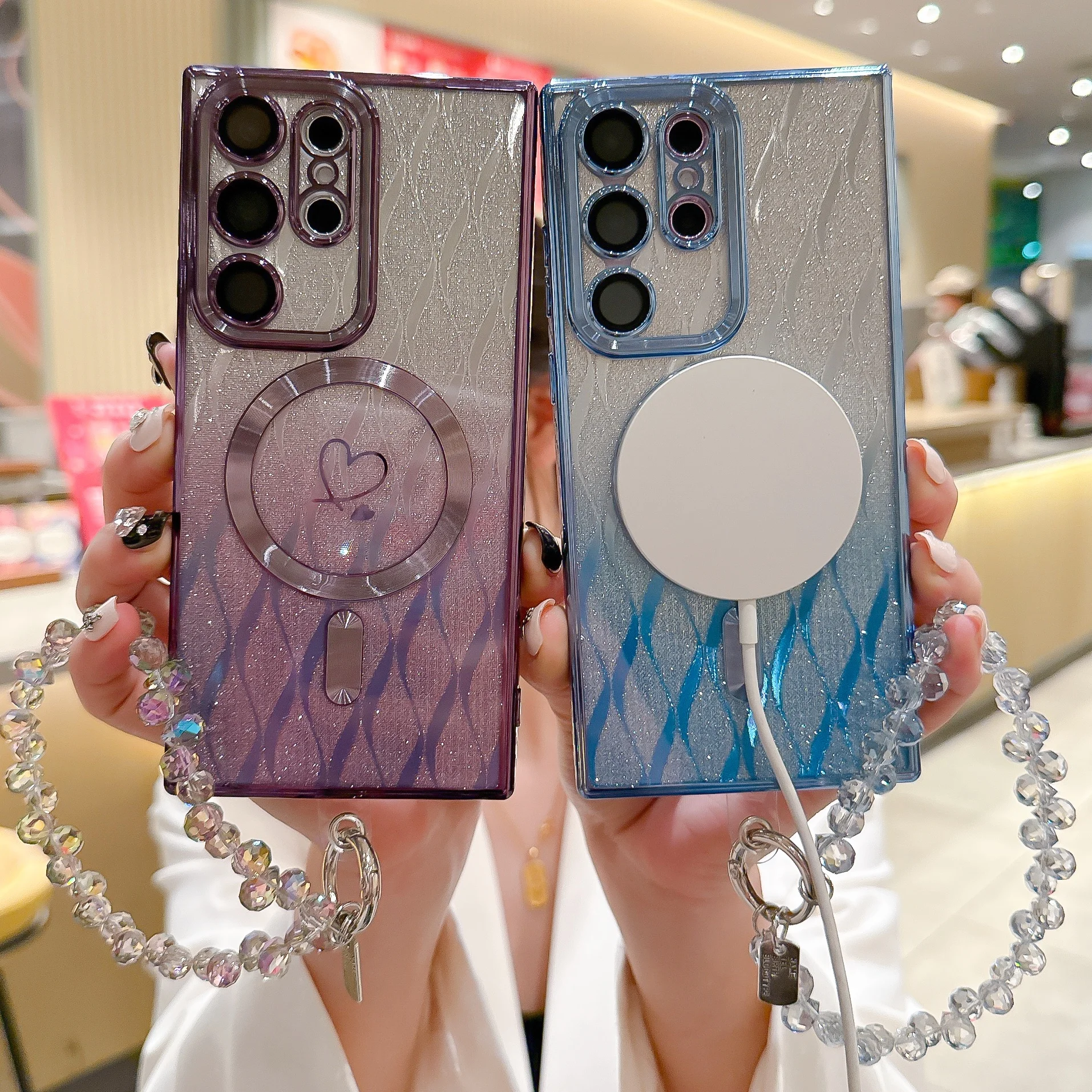 Heart Glitter Gradient Crystal Bracelet Case For Samsung S25 S26 Ultra Magnetic Cover For Samsung S24 Ultra S23FE S22 Soft Case