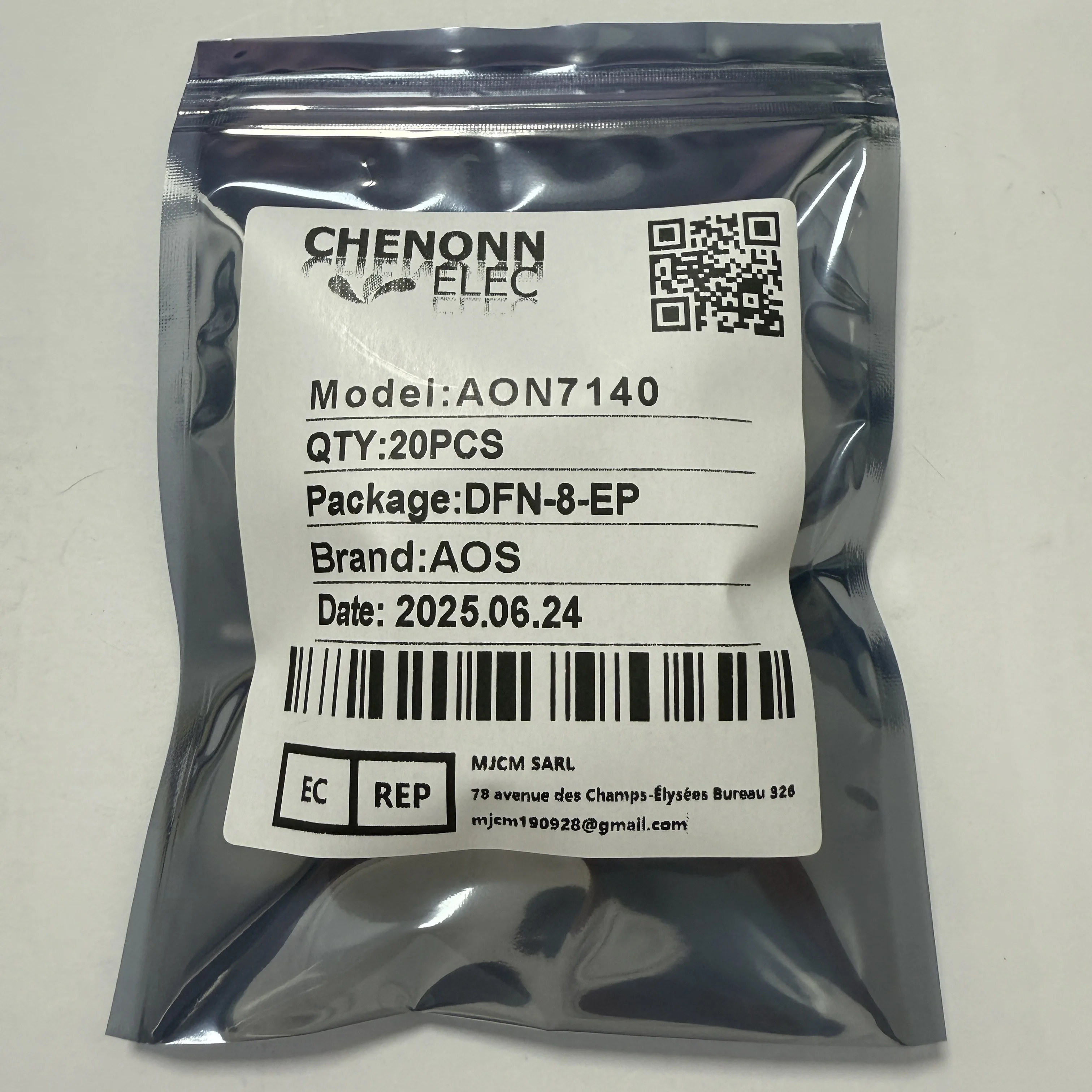 20 STKS/PARTIJ AON7140 (MOSFET)