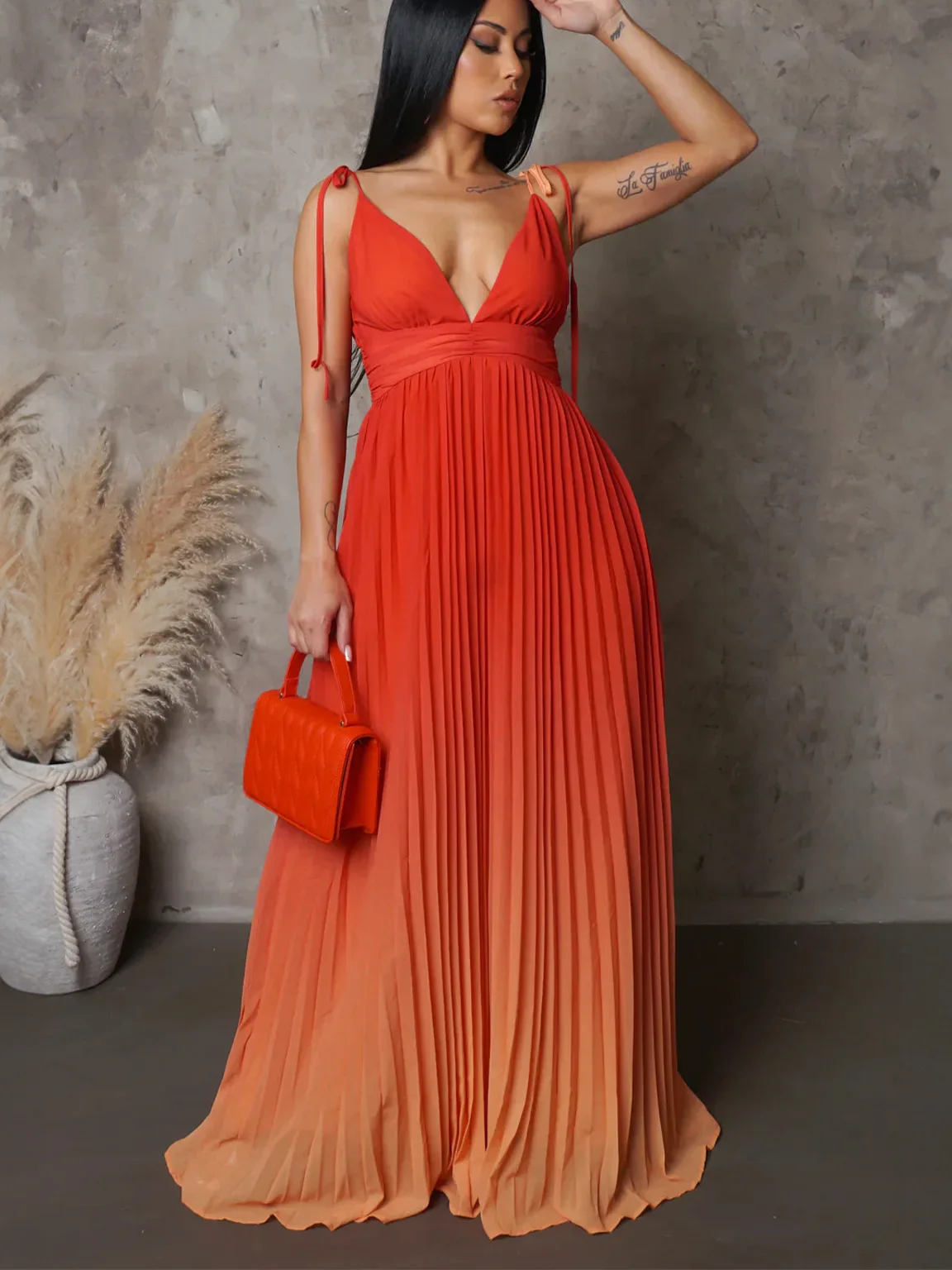 

JVDV Women Gradient Color Tie Up Stap Sleeveless Pleated Backless V-neck Maxi Dress 2023 Fashion Street Vestidos Sexy Dresses