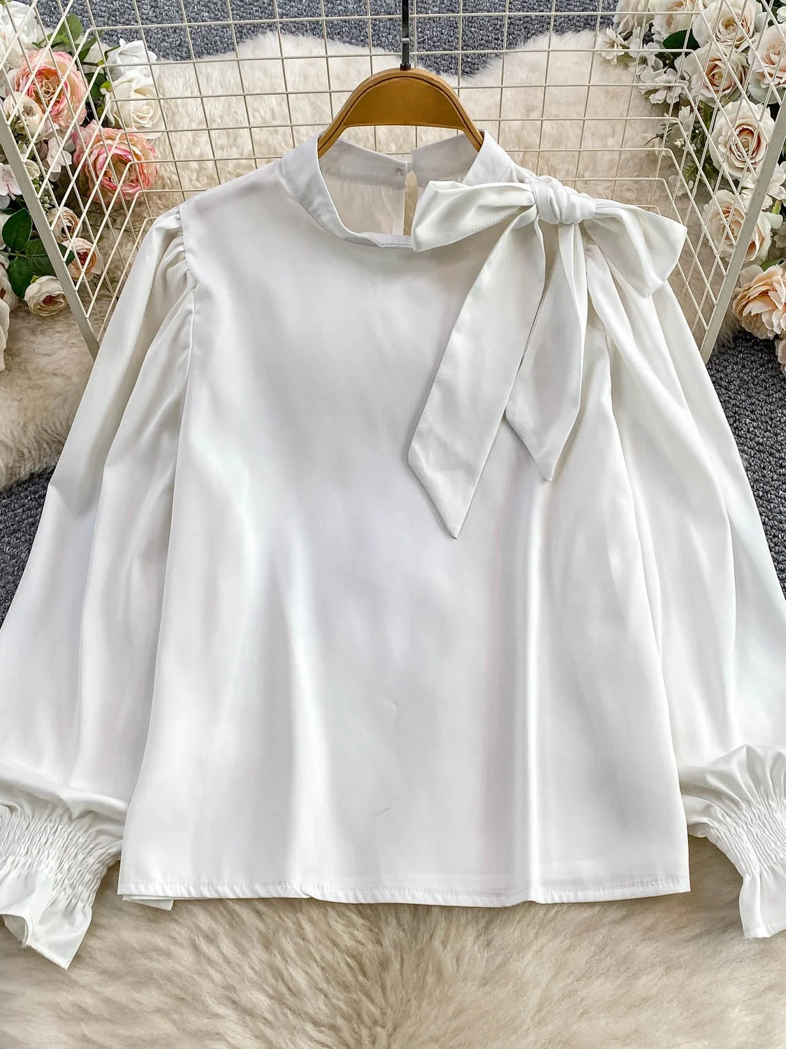 Ele drapeado redondo ne bell sve irt feminino solto cetim de seda anti-rugas primavera outono novo sle faion commute