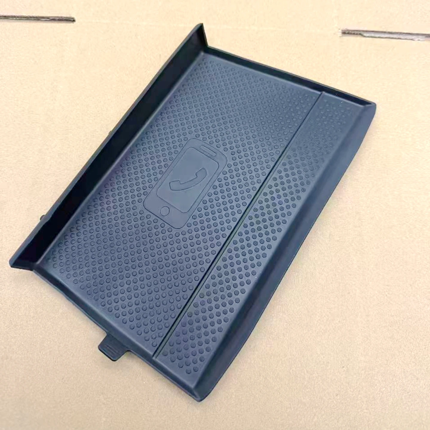 5NG863330A Genuine Center Console Wireless Charging Rubber Pad, Anti-Slip Dustproof Mat Only for Volkswagen Tiguan L