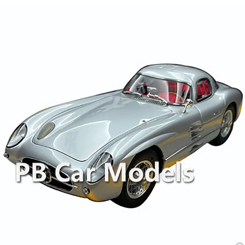 CMC 1:18 Ulenhot 300SLR red inner blue inner alloy car model reproduction