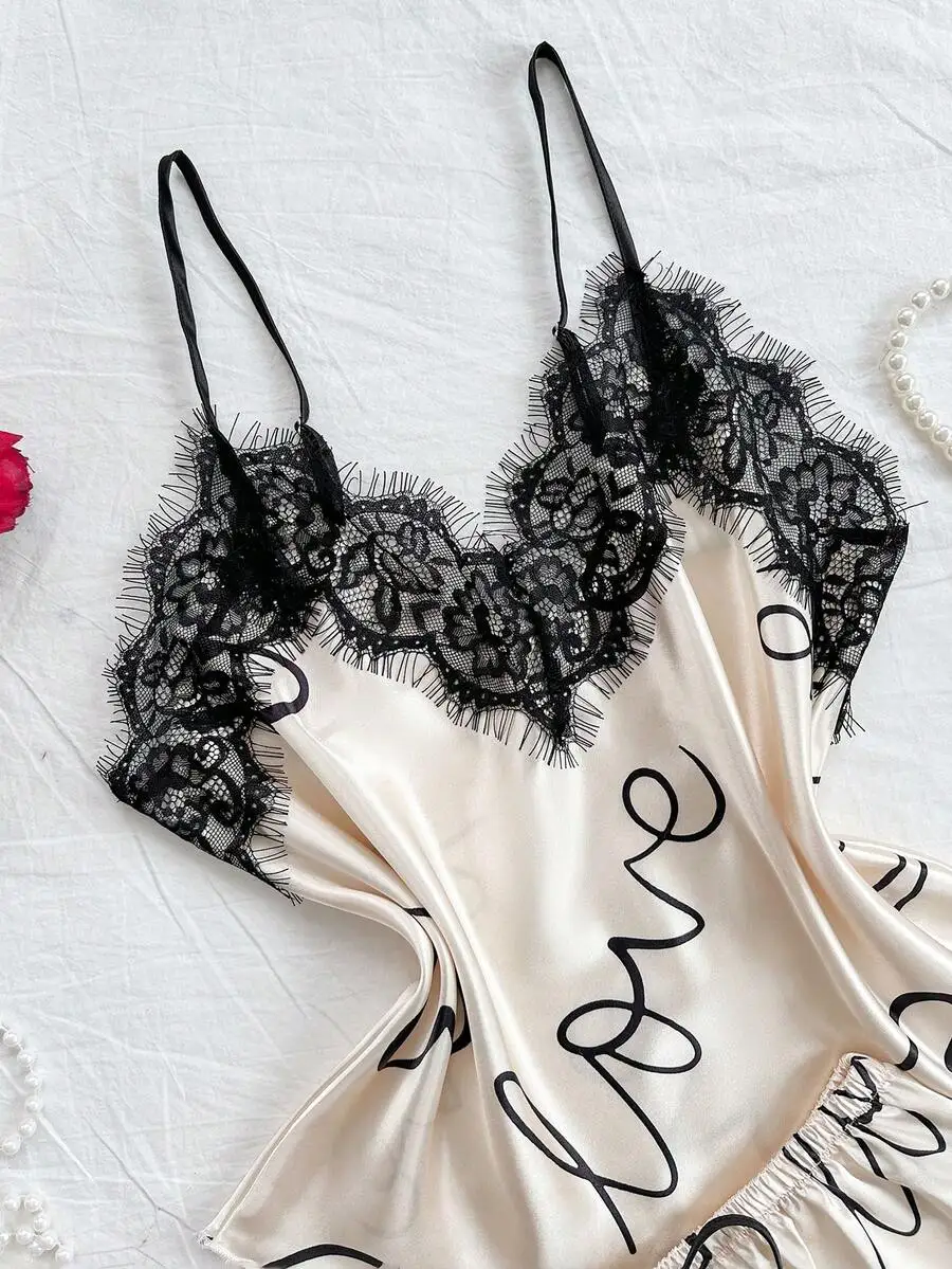 

Women Lace Trim Satin Camisole Pajama Set With Love Print