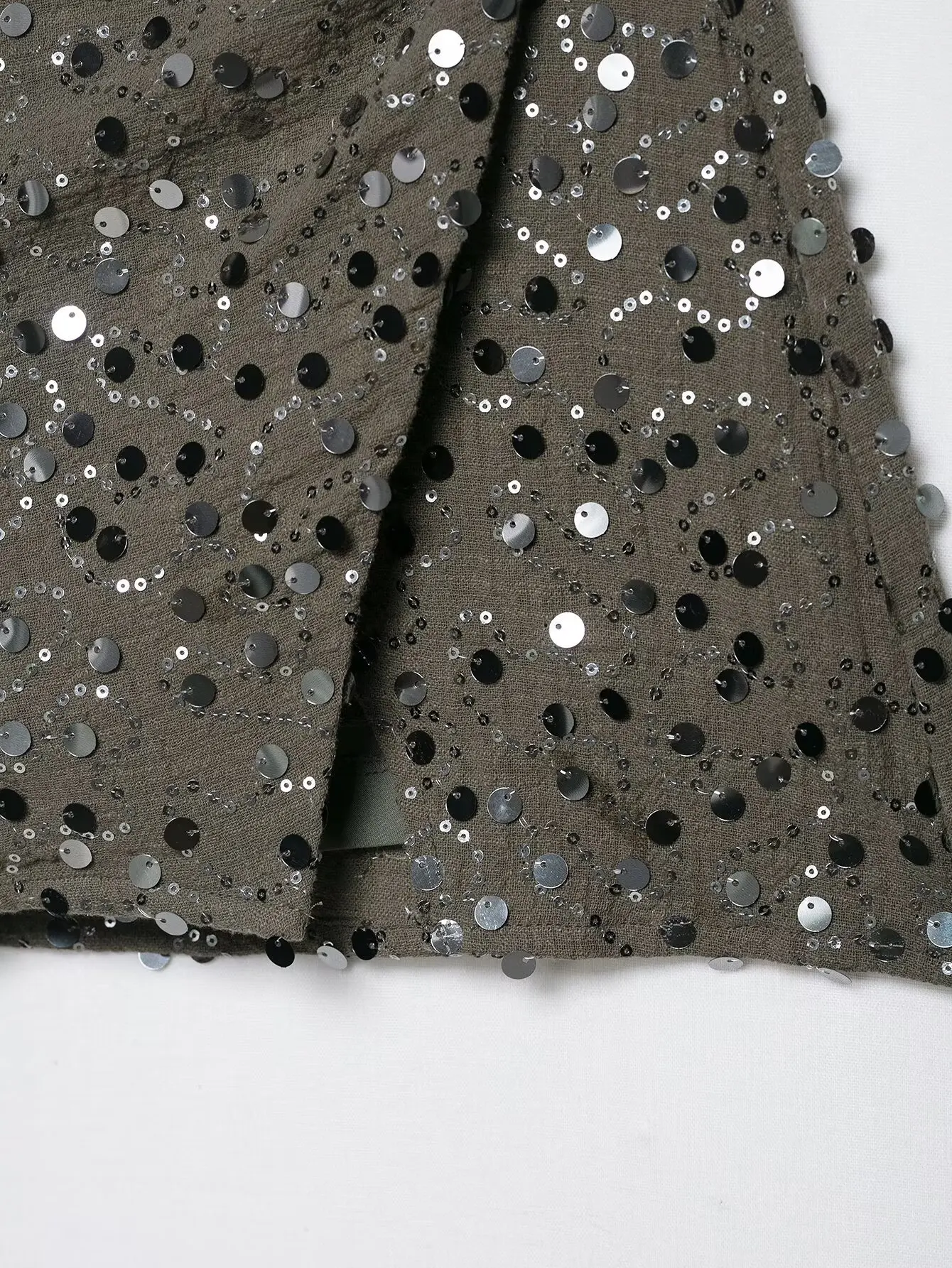 BB6776 2025 خريف جديد المرأة نصف طول تنورة قصيرة حبة الديكور مزدوجة الصدر الصليب لف تصميم تنورة صغيرة 7969226 #4