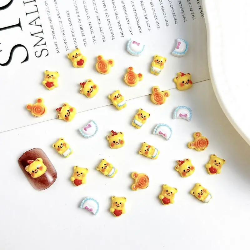 30PCS Hars Cartoon Kawaii Boter Beren Nail Art Charms Poeder Blusher Hart Schort Gele Beer Nageldecoratie DIY Nail Haarspeld