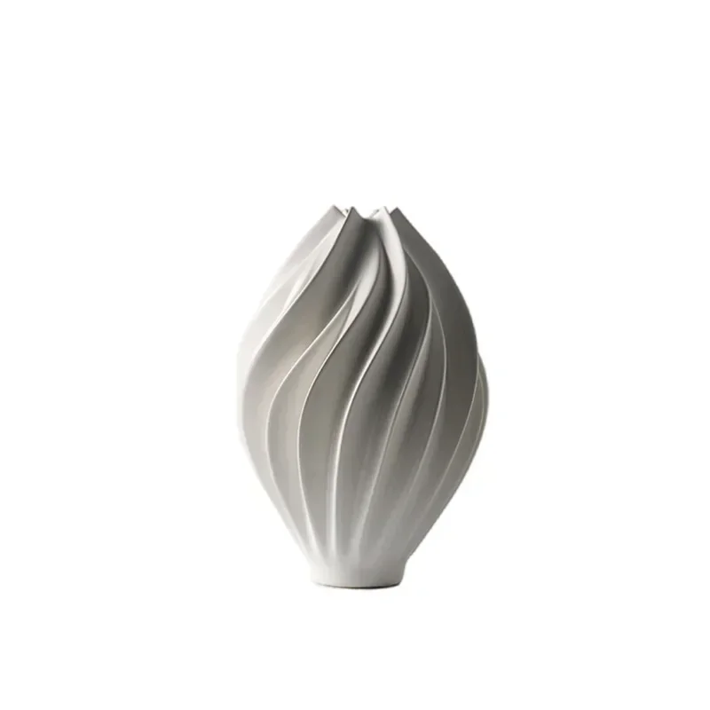 Twist pointed ceramic vase