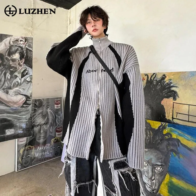 

LUZHEN Autumn Winter Standing Collar Letter Jacquard Knitted Thick Sweater Color Contrast Patchwork Design Coats Male LZ5439