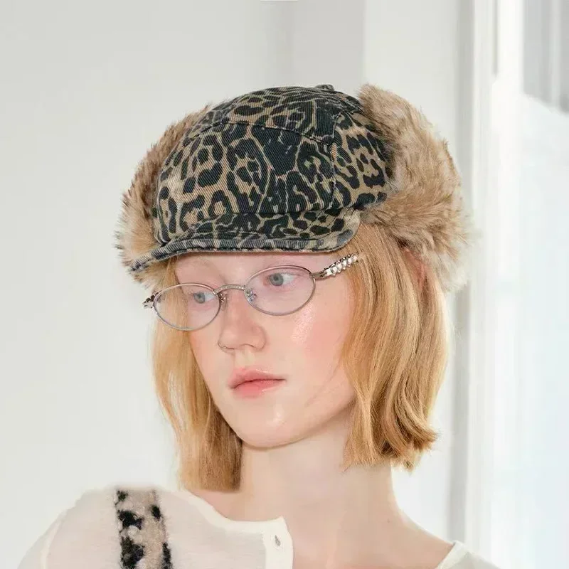 Retro Leopard Thunderbolt Hat Japanese Faux Fur Plush Flight Cap Female Winter Warm Thickened Cold Protective Ear Outdoor Riding