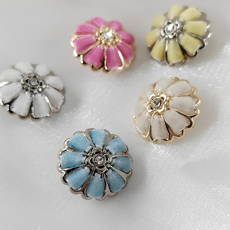 18/20/23/25MM Colorful Handmade Shank Buttons Of Clothing High Quality Flower Design Fashion Decor Metal Button For Sewing DIY