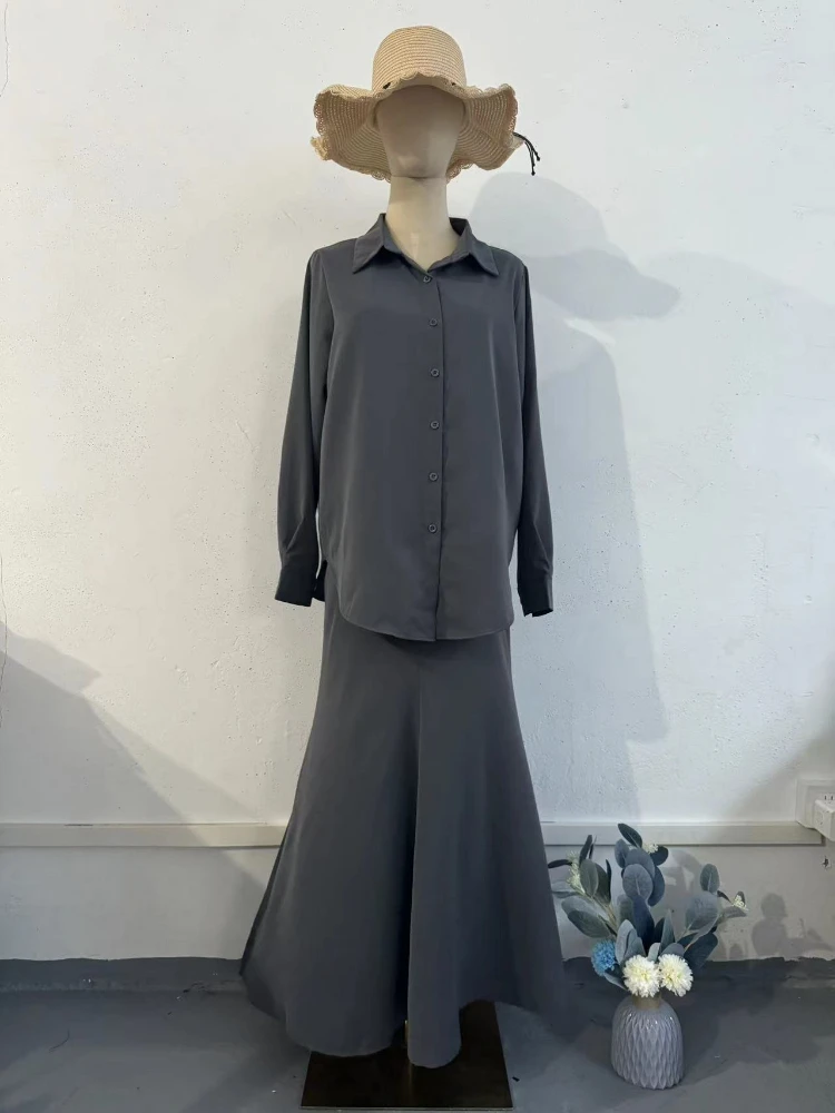 XIAOTANG Set Dua Potong Abu-abu untuk Wanita 2025 Kemeja Lengan Panjang Baru + Setelan Rok Ramping Pinggang Tinggi Pakaian Jalanan Wanita Pakaian Sehari-hari