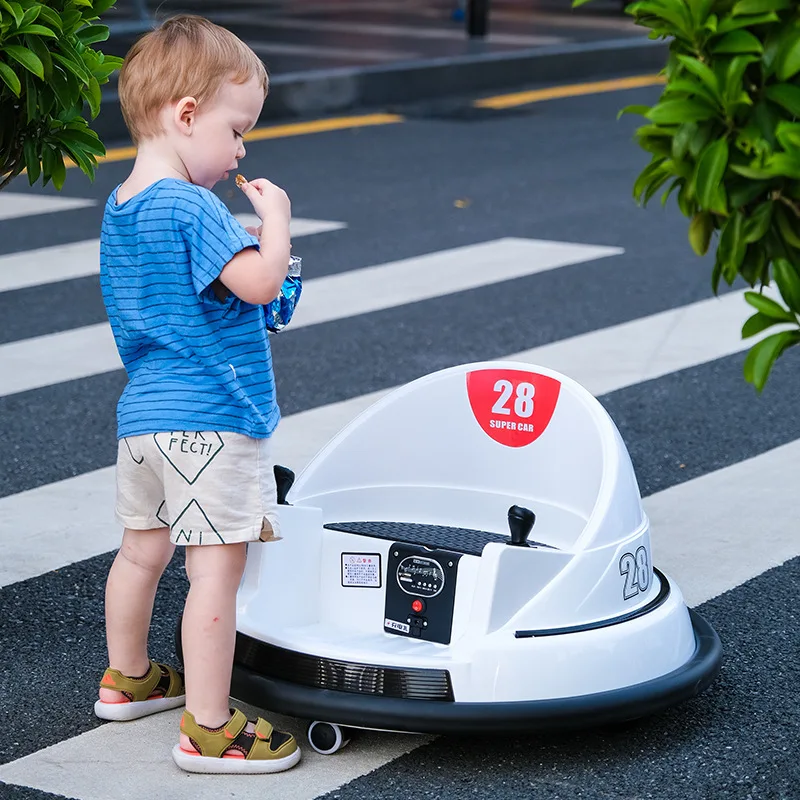 

Bumper car track electric racing track set children's toy bumper car kart track can be remote controlled with music and lights