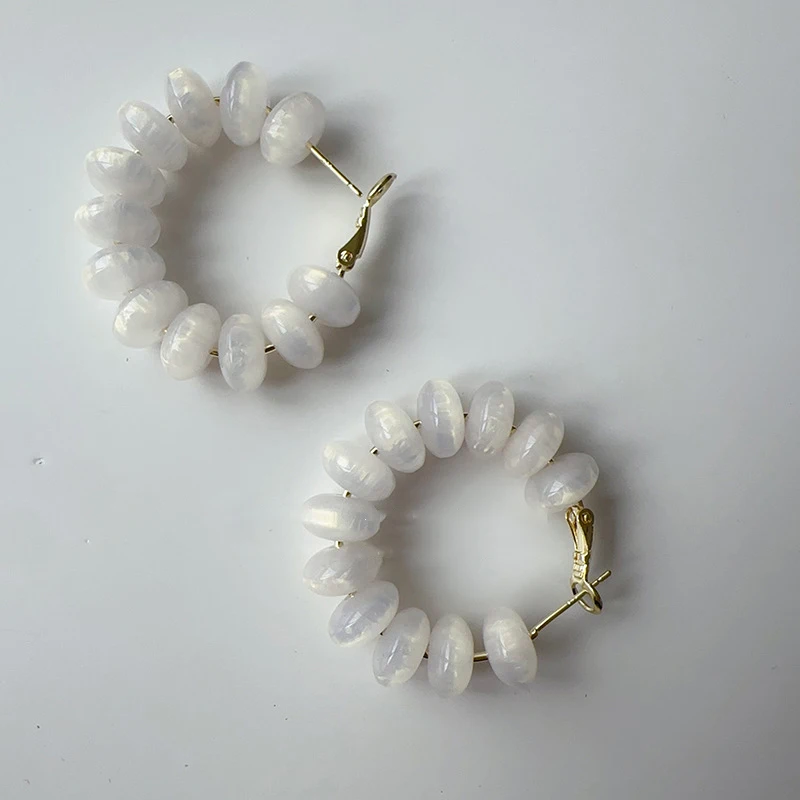 Unique Beads Round Earrings Cute Gradient-Colored Cat's Eye Beaded Hoop Earrings Wholesale Statement Jewelry Custom Packaging view 5