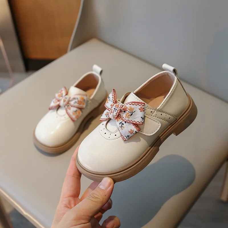 

Size 23-35 Little Girl Leather Shoes 2024 Spring Autumn Soft Sole Bow Childrens Single Shoes Fashion Kids Girls Princess Shoes