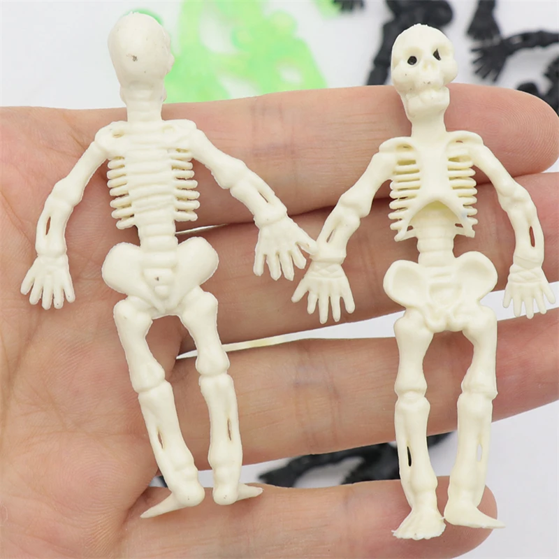 6/12pcs Halloween Toy Props Luminous Simulation Skeleton Human Model Holiday Party Compulsion Whole Person Scary Toys