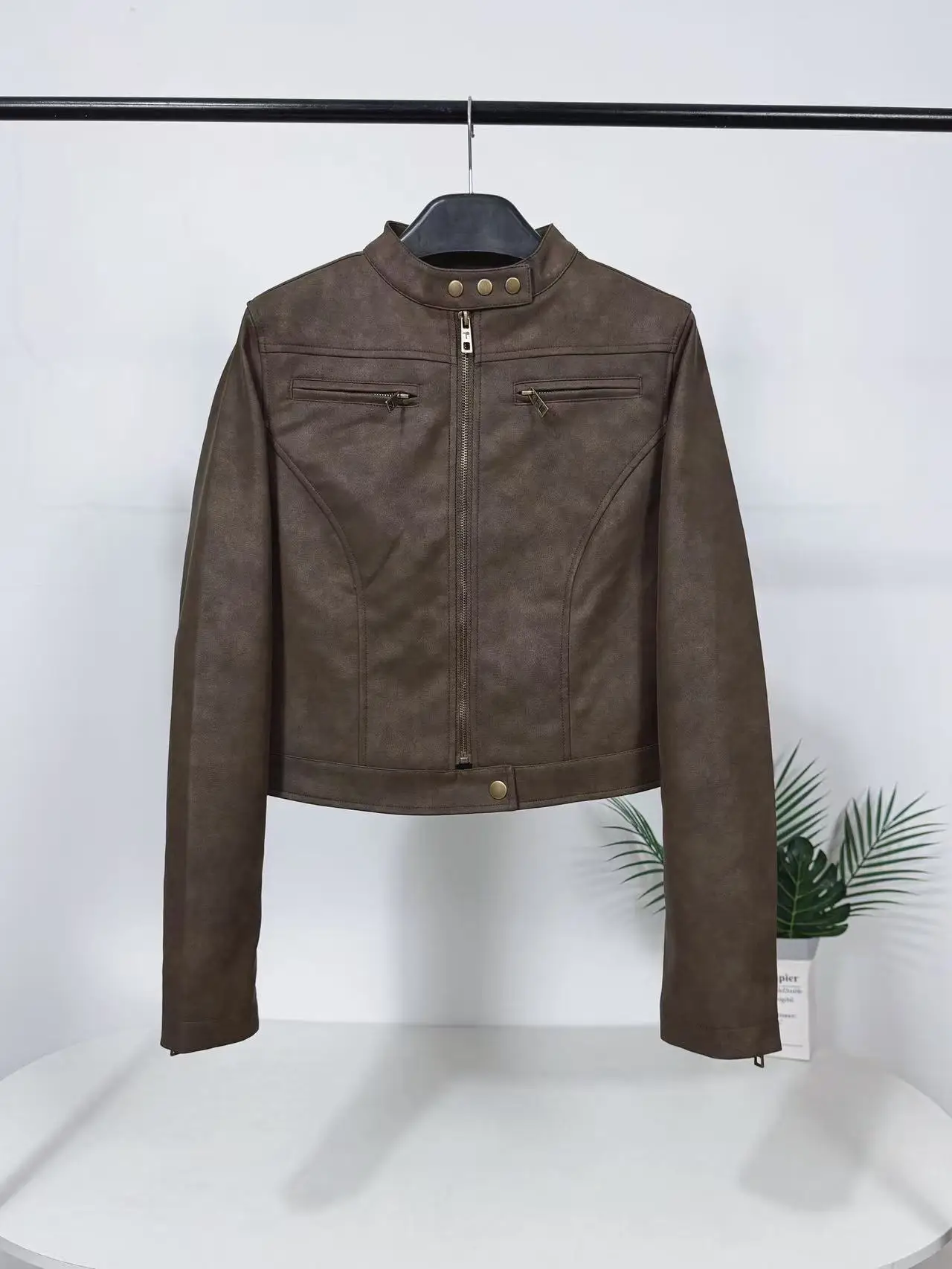 

American Retro Brown Leather Jacket Women's Spring Spicy Girl Style Slim Short Motorcycle Jacket Trendy Zipper Closure Short ...