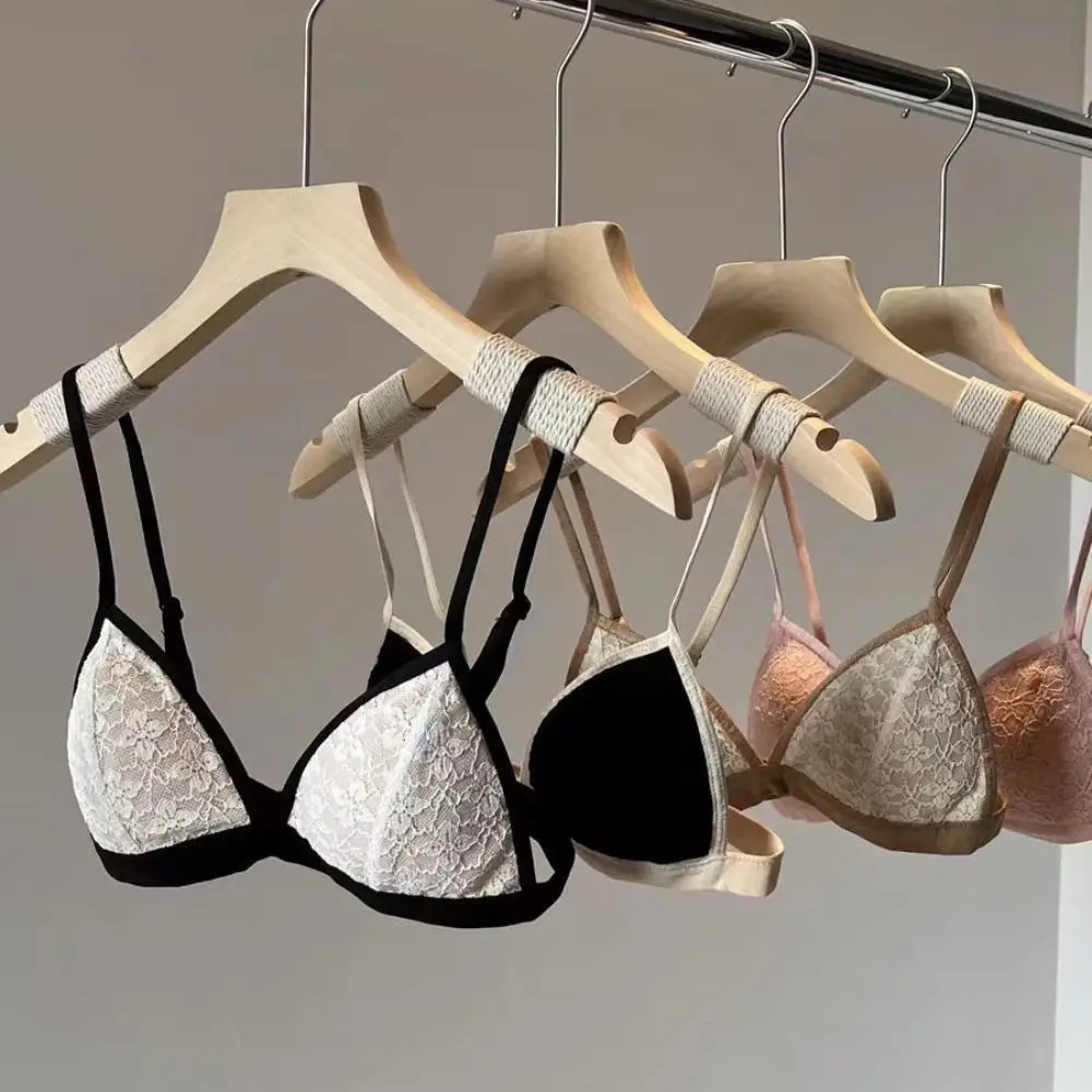 Comfortable Sweet Wireless Deep V Bra Anti-sagging Lingerie Underwear for Women Shockproof Thin Lace Push Up Bra Gifts