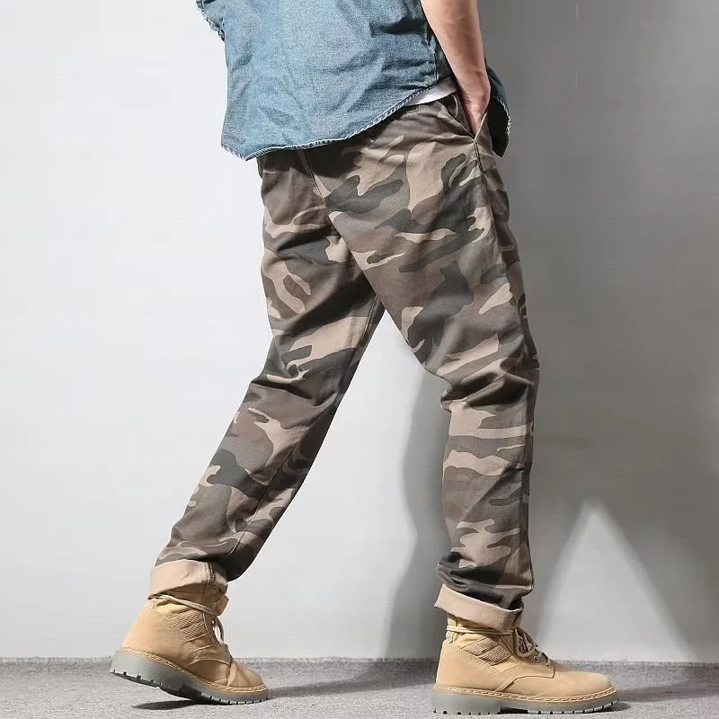 Pantaloni casual da uomo Trend Streetwear Pantaloni mimetici stile militare classico Tessuto di cotone Vendita calda Pantaloni cargo da jogging Uomo