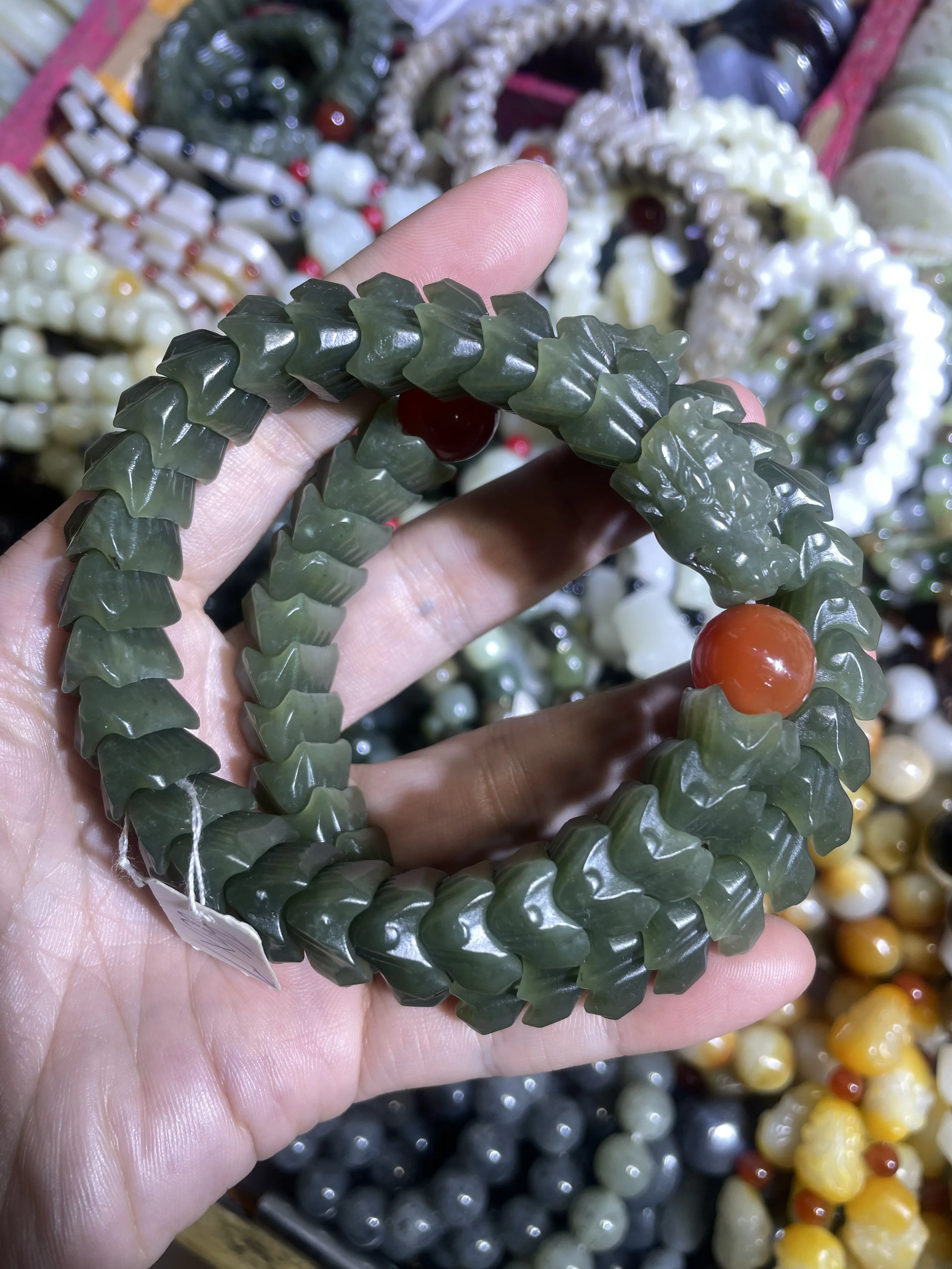 

1 PCS 1005010310904478 Top Chinese Hetian Old Jade Dragon Skeleton Totem Strechy Men's Bracelet Vivid Carving Timestown