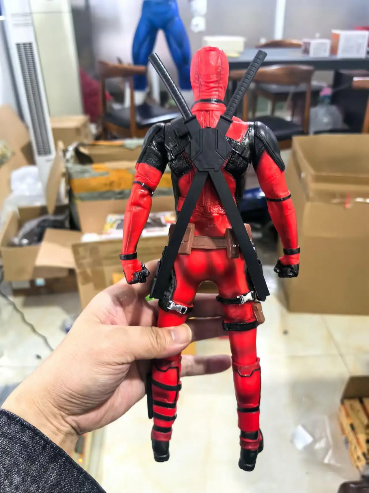 High Quality X-men Deadpool 30cm Hand Moveable PVC Figure Collectible Model Toy