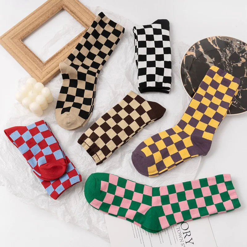 Women Checkerboard Cotton Socks Japanese Style Geometric Checkered Middle Tube Long Socks Streetwear Trendy Fashion Plaid Socks