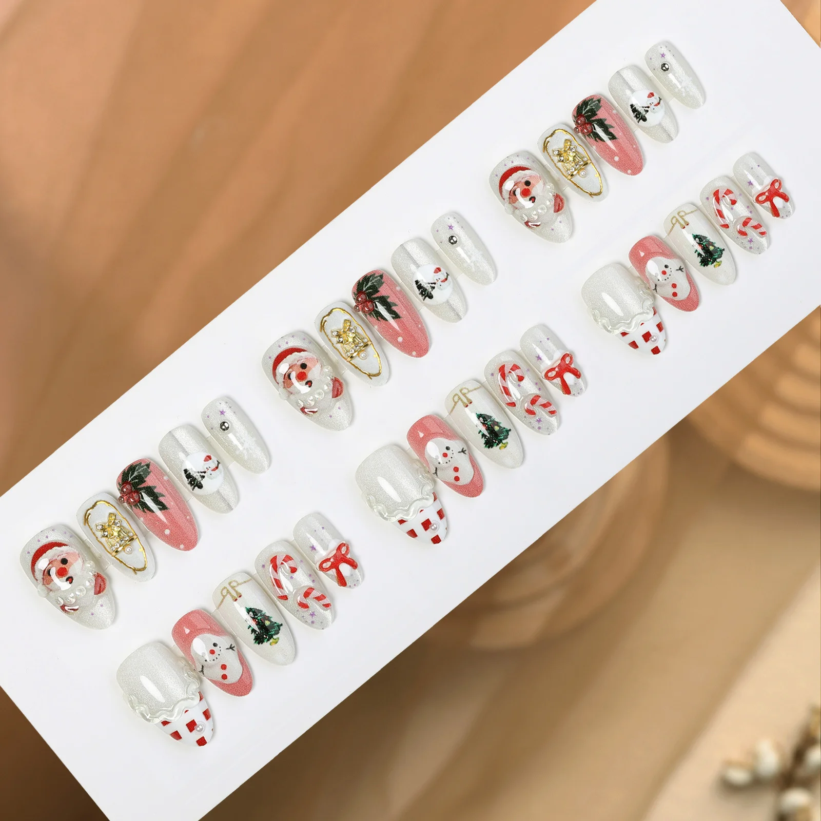 30pcs Press On False Nails Snowflake Christmas Tree Bowknot Gilded Gold Deep Red Almond Shape for Holiday Christmas Party