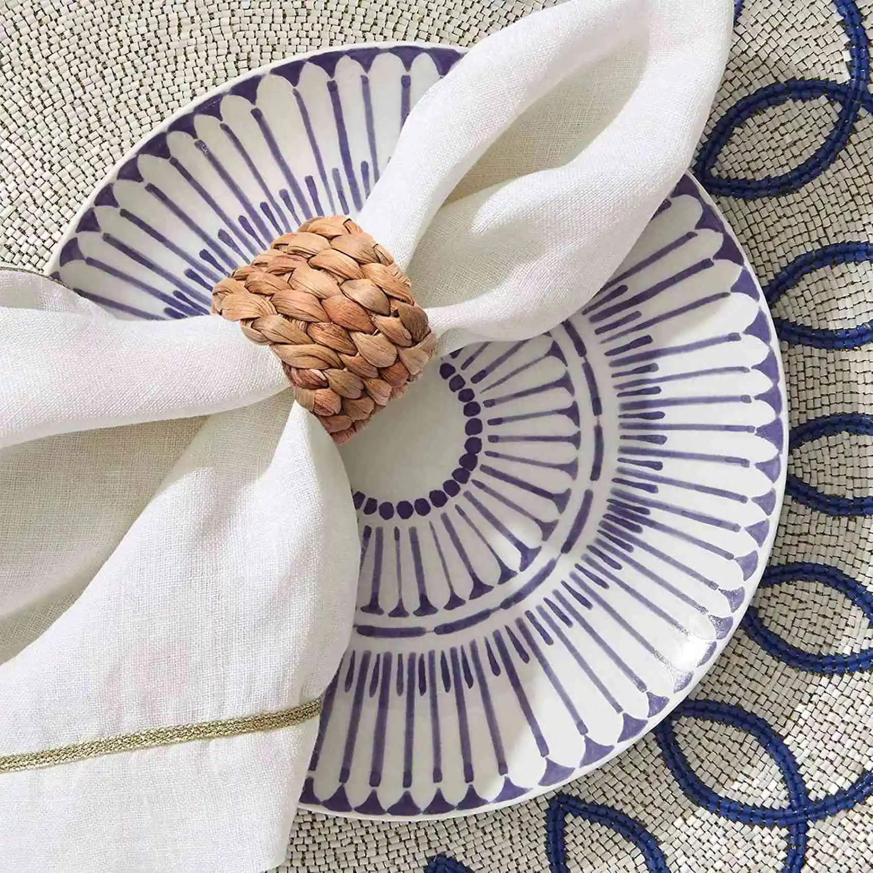 FAAJ-16Pcs Country Style Water Woven Napkin Ring, Hand-Woven Straw Napkin Ring, Farmhouse Natural Napkin Buckle