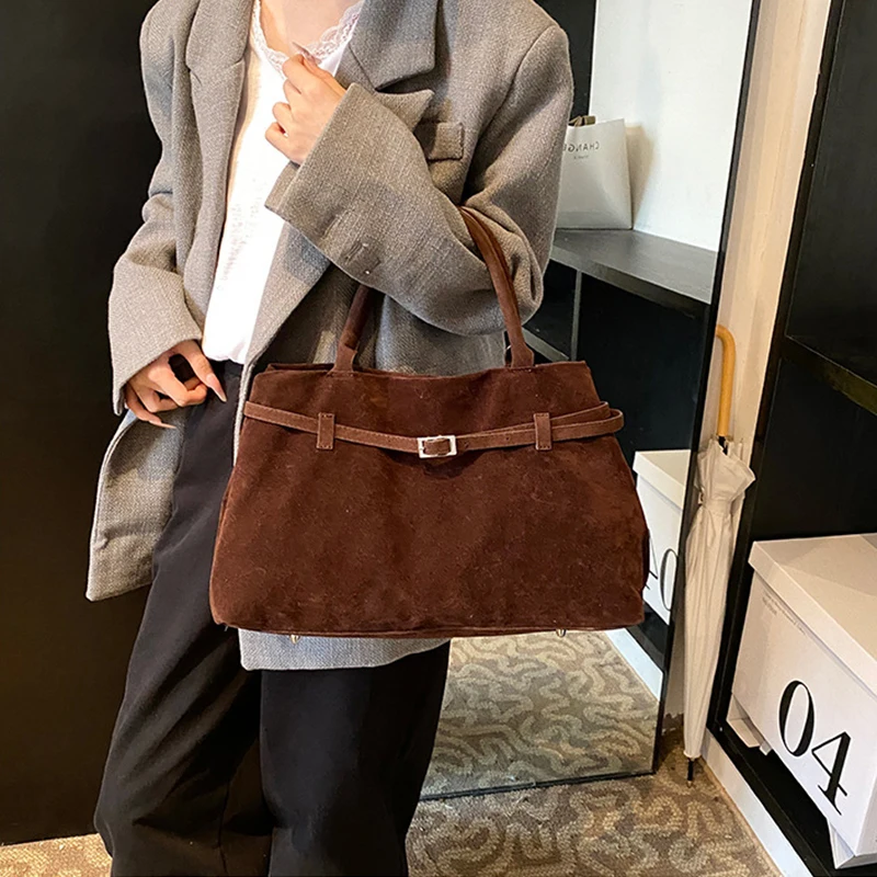 Schnalle Dekoratives Design Solide Faux Wildleder Handtasche Große Kapazität Haspe Casual Tote Heißer Verkauf Taschen für Frauen Bolsas Femininas – Detail 4