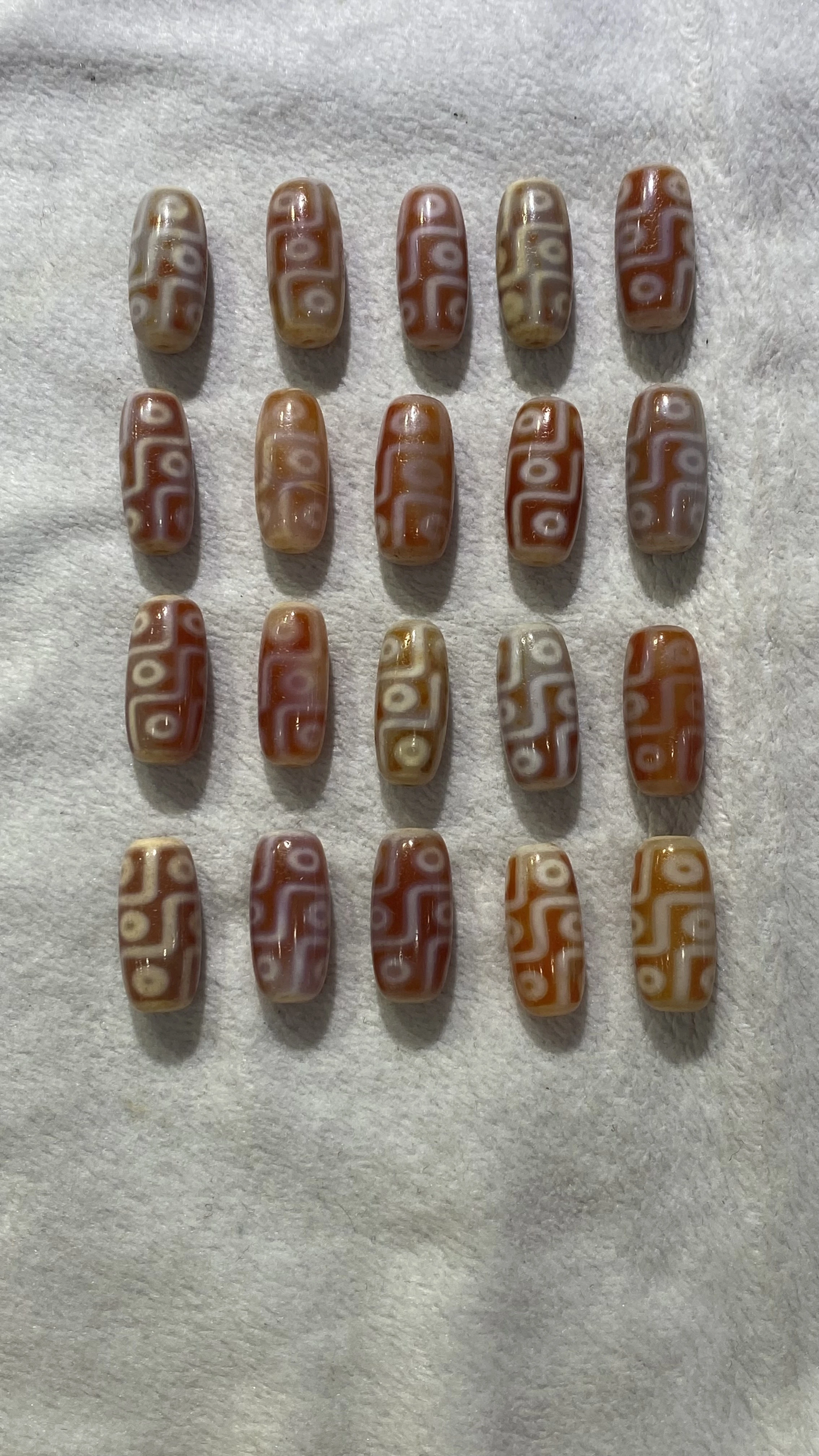 1pcs/lot Natural Old Agate Nine Eyes Pattern Dzi Orange Weathering lines 18×16mm Rare breeds Handmade beads DIY necklace pendant