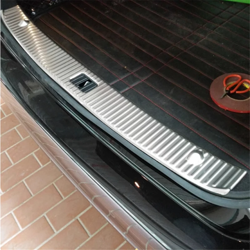 

WELKINRY For Benz E-Class Sedan W212 4th Generation 2009-2015 Car Tail Rear Box Gate Trunk Boot Doorsill Threshold Pedal Trim