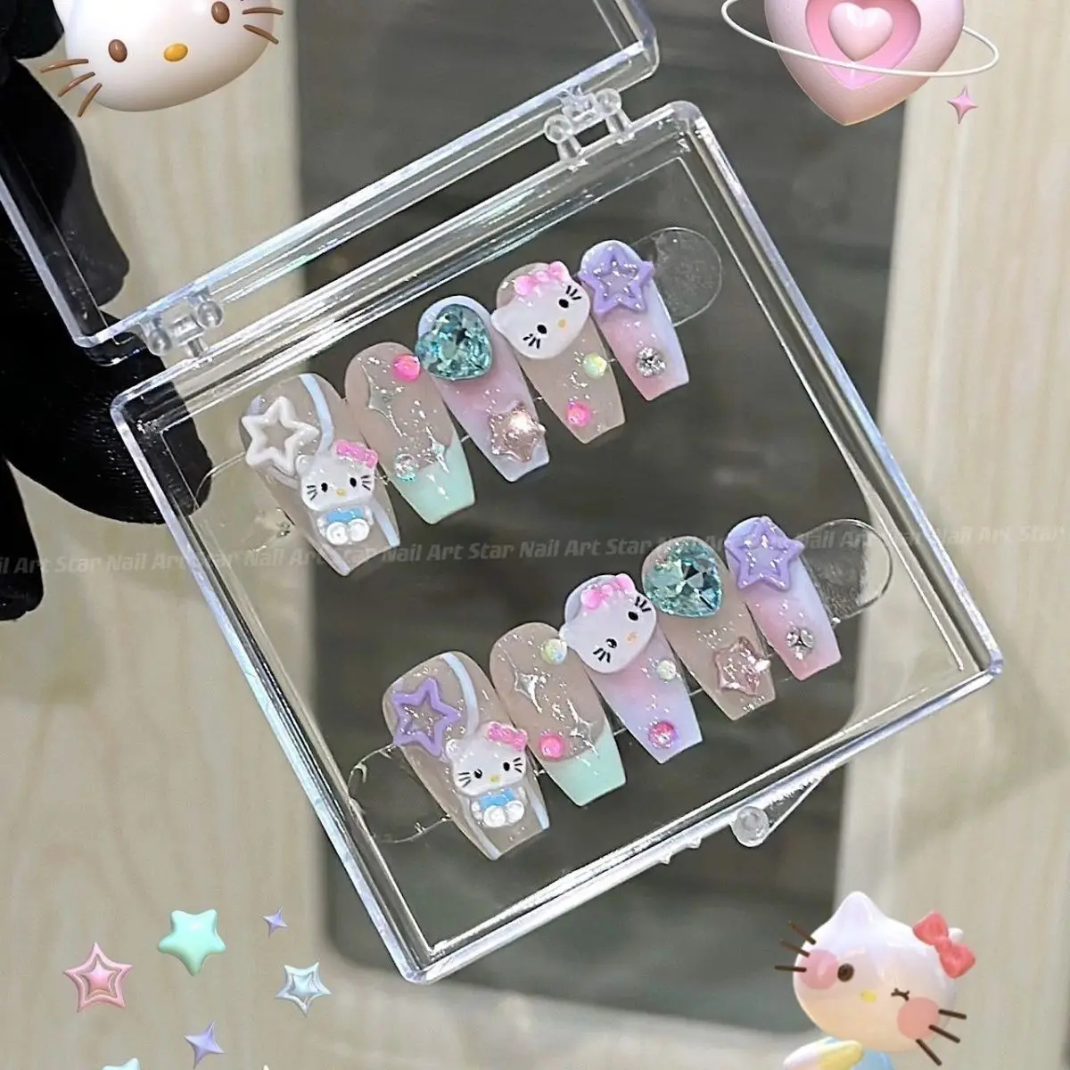 Nieuwe Sanrio Y 2K Dopamine-Gekleurde Hellokitty-Sterren Dragen Nageldiamanten Vers En Schattig Verwijderbaar Verjaardagsfeestje Mid-Length Manicure