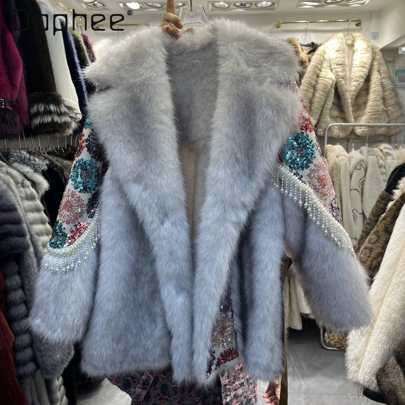 European Station 2025 Winter New Fashionable One-Piece Fur Patchwork Mink Fur Heavy Sequin Flower Thicken Coat Trendy Women