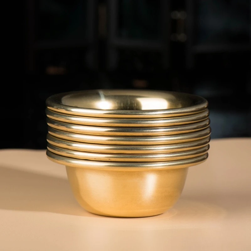 

1 brass water supply bowl, household entrance desktop 7cm holy water cup
