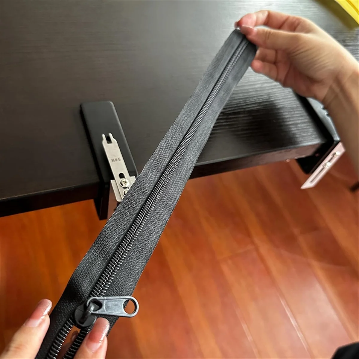 MEOF Zipper Jig Sliders,Quick Zipper Jig Slider,Stainless Steel Zipper Sliders Puller,Clothing Store Home for Pant,Dress,Coat