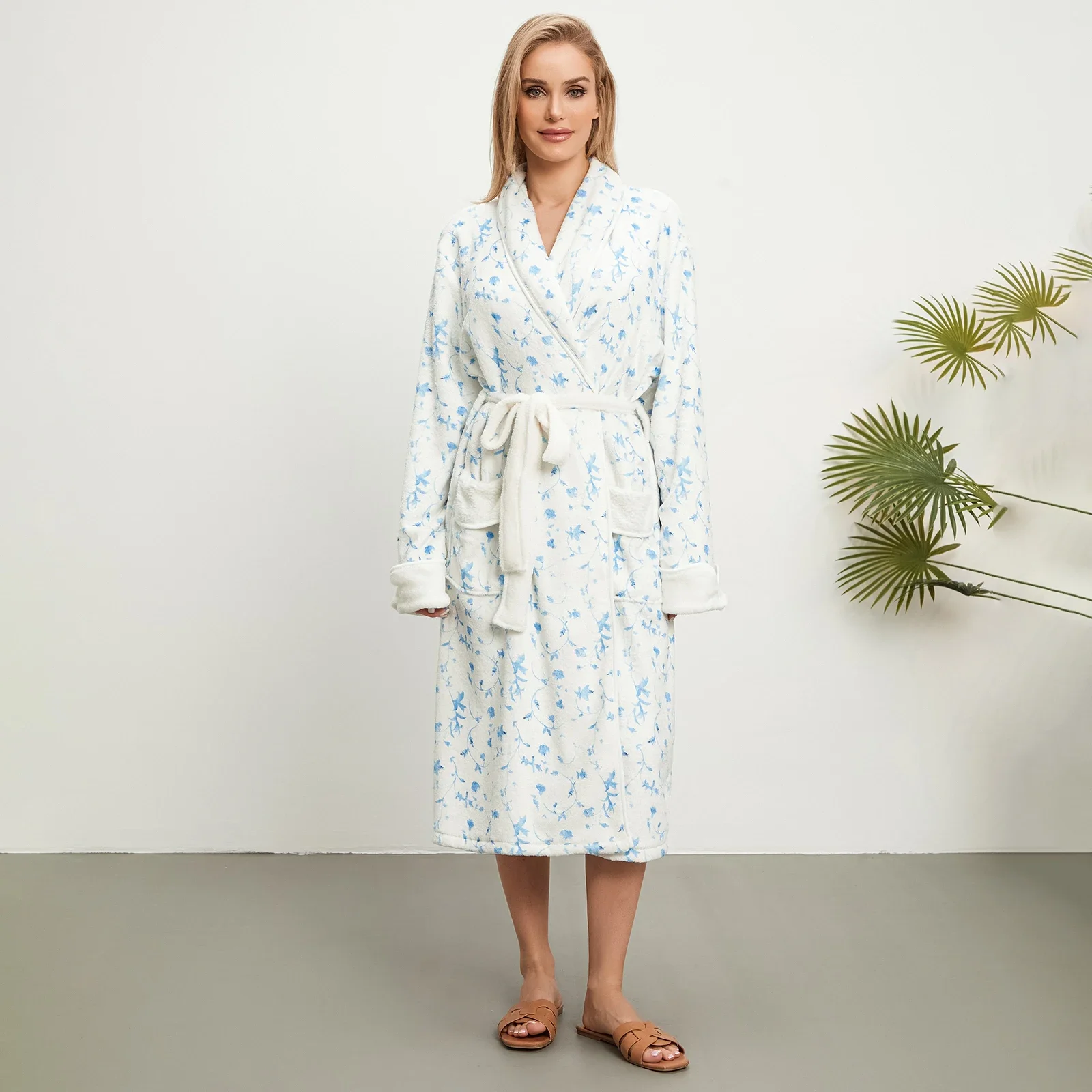 Women Winter Warm Kimono Bathrobe Floral Print Warm Spa Night Robe with Belt Soft Pajama