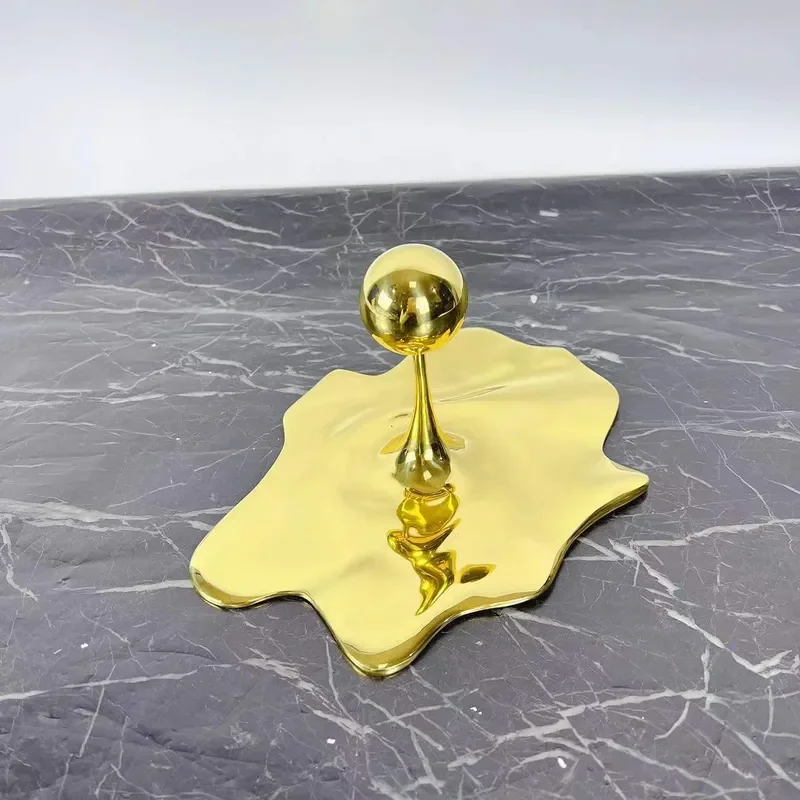 Modern Brass Golden Water Drop Fruit Tray Creative Jewelry Holder Ornament for Living Room Soft Decoration Model Home Decor