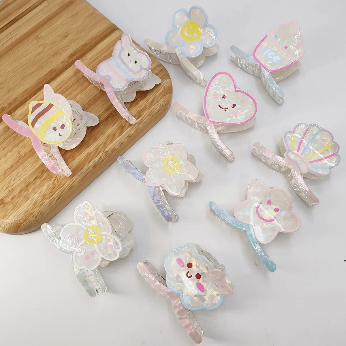 Niedliche Blumen Haarklammern Clip Hochwertige Acetat Haarnadeln Bunte Hai Clips Schöne süße Kopfschmuck Haarschmuck