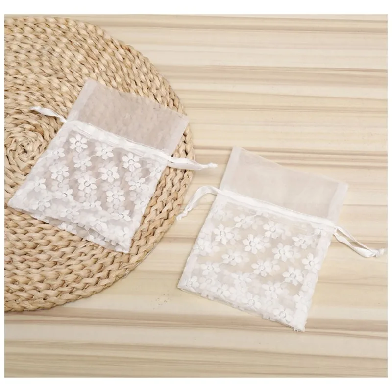 6-50Pcs White Small Flower Organza Bags 10x14cm Embroidery Jewelry Drawstring Bag Wedding Party Christmas Favourite Gift Pouches